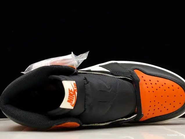 Cheap Kickmax AQ0818-158 x OW Air Jordan AJ1 Off-Louis 1 0414